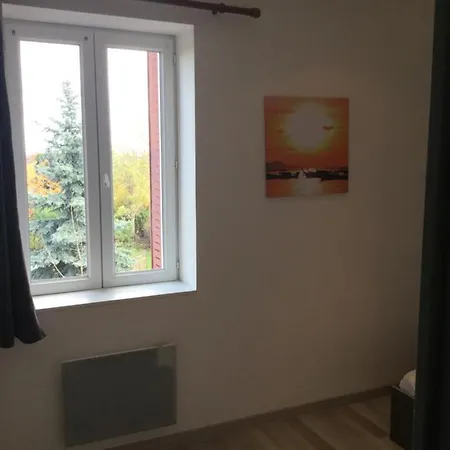 Meubles A Lägenhet Néris-les-Bains